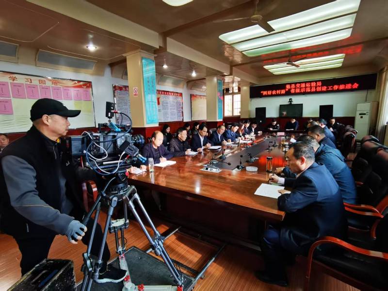 大英县宣传片拍摄公司：虚实结合特效，将产品功能可视化为视觉奇观